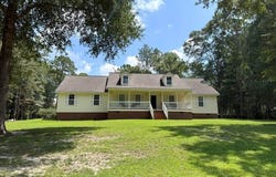 10 Hummingbird Rd, Moultrie, GA 31768