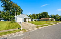 216 YORKTOWNE Drive, LITTLE EGG HARBOR TWP, NJ 08087