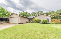 303 Shelmar Drive, Euless, TX 76039
