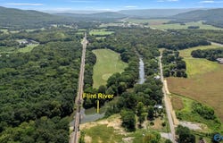 304 Brownsboro Road, Brownsboro, AL 35741