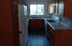 413 E Hodge Avenue, Lansing, MI 48910