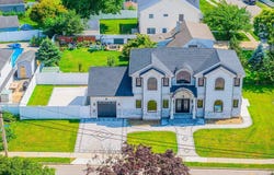 16 Violet Avenue, Hicksville, NY 11801