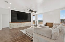 111 Starlight Path, Red Rock, TX 78662