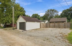 825 S Mulberry Street, Ottawa, KS 66067
