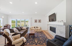 13 Wardley Circle, Cohoes, NY 12047