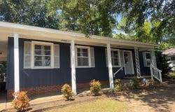 219 Lakeview Dr, Tupelo, MS 38801