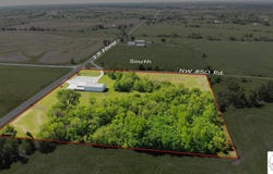 8559 13 Highway, Clinton, MO 64735
