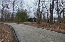 SR. 91 North, Marion, KY 42064