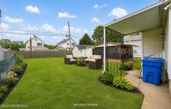 44 John Street, Helmetta, NJ 08828