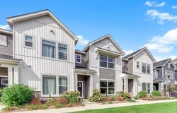 14480 Twin Lakes Circle, Burnsville, MN 55306