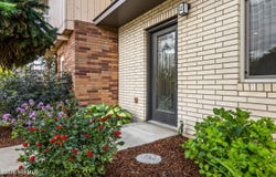 100 N 56th Ave, Yakima, WA 98908