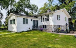 426 E Michigan Avenue, Au Gres, MI 48703