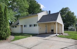 33 Pine Tree Road, Old Bridge, NJ 08857