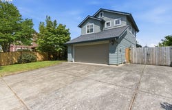 5475 CHARLES Way, Eugene, OR 97402