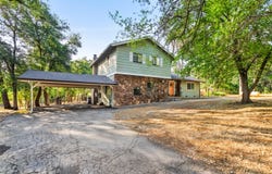 9057 Simmons Road, Redding, CA 96001