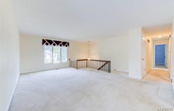 127 Spring Leaf Drive, St Peters, MO 63376