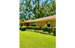 621 Middleton Rd, Winona, MS 38967