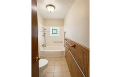 8130 45th Place, Lyons, IL 60534