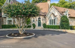 125 Avenue Of Two Rivers, Rumson, NJ 07760