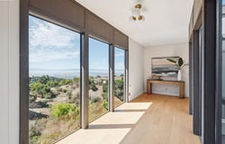 14 Hillcrest Ct, Oakland, CA 94619