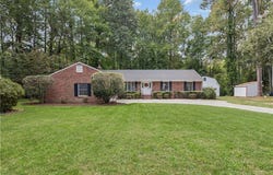 105 Ilex Drive, Yorktown, VA 23692