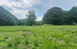 700 E Victor Hill Road, Duncan, SC 29334