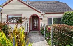 509 SPRUCE St, Ilwaco, WA 98624