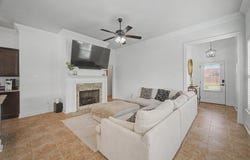 110 Hickory Knoll Ave, Gray, LA 70359