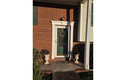 1055 Broadhill Dr, Vinton, VA 24179