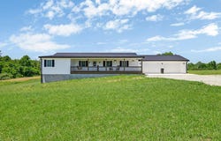 811 Fritzsche Loop, Jamestown, TN 38556