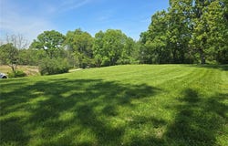 64 Crescent Avenue, Twin Oaks, MO 63088