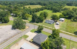 1 Highway 253, Lavaca, AR 72941