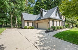 2968 Walling Way, Beavercreek, OH 45434