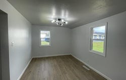 96 South Street, Akron, IA 51001
