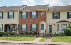 37 S Gawain Way, Newport News, VA 23669