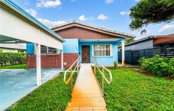 320 E 19th St, Hialeah, FL 33010