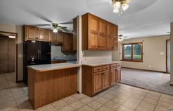800 Banner RD, Holton, KS 66436