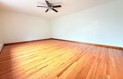 2392 E AVENUE, LEVITTOWN, PA 19056