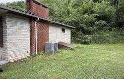14376 Highway 550 E, Lackey, KY 41643