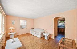 573 Grove Place, Oceanside, NY 11572