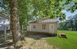 231 Walnut Drive, Mammoth Cave, KY 42259