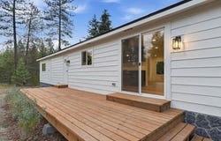 4303 E Oregon Rd, Elk, WA 99009