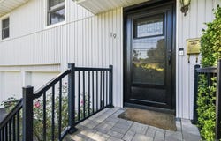 19 W Farms Lane, Commack, NY 11725