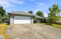 1650 DAUGHERTY Ave, CottageGrove, OR 97424