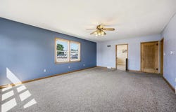 114 E 6th St, Tipton, IA 52772