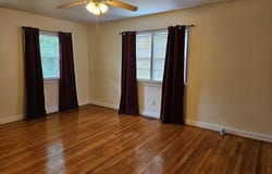 703 Raleigh St, Roanoke Rapids, NC 27870