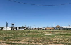409 W 3rd Street, Plainview, TX 79072