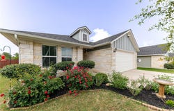 303 Schuyerville Dr, Elgin, TX 78621