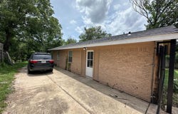 400 E Shady Grove Road, Irving, TX 75060