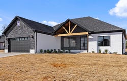 10 Brixton, Cabot, AR 72023